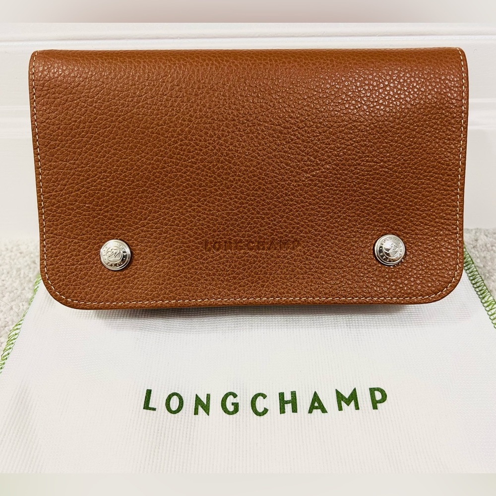 Longchamp Wallet On Chain